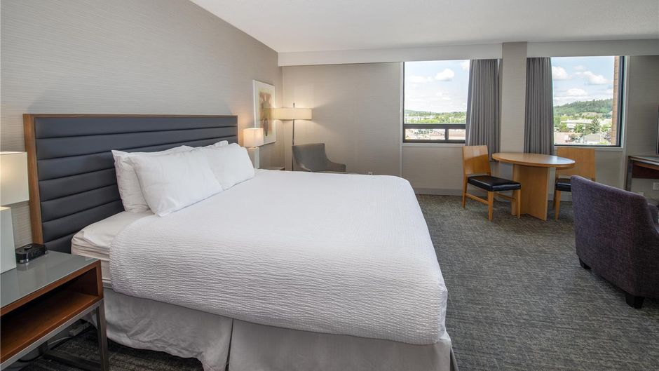 Coast Prince George Hotel by APA Suite