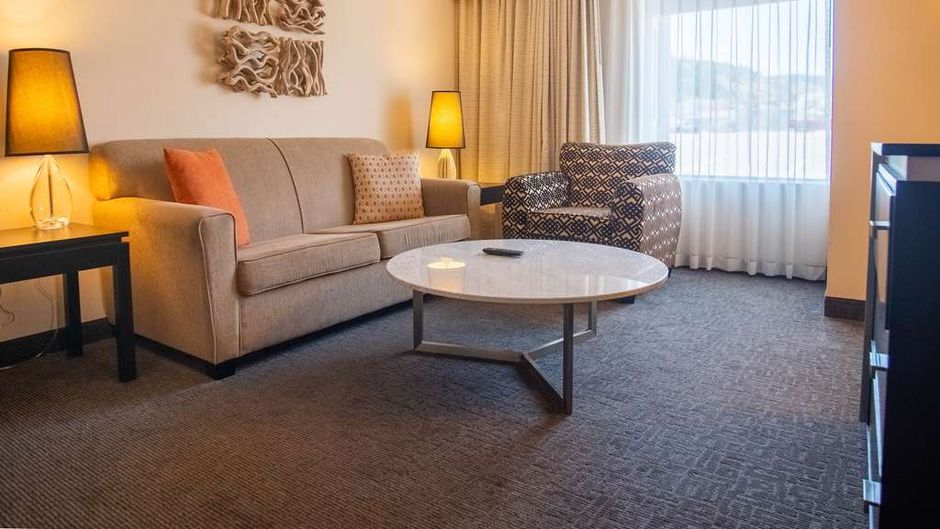 Coast Kamloops Hotel & Conference Centre Suite