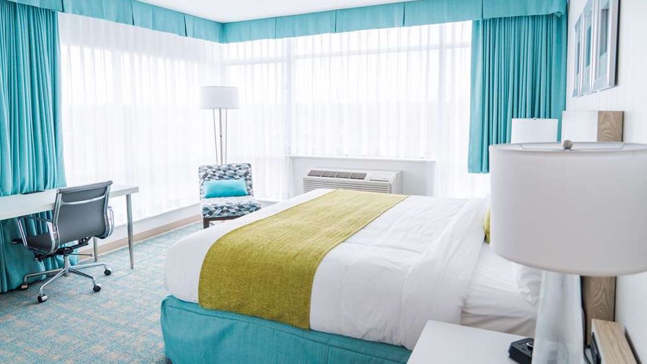 Coast Hotel & Convention Center Langley Room