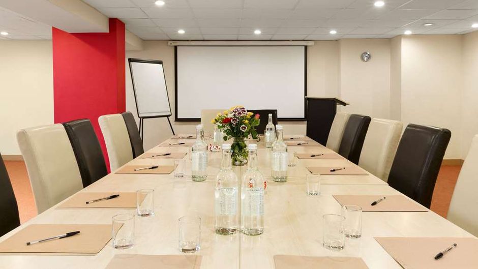 Ramada Hounslow - Heathrow East Meeting