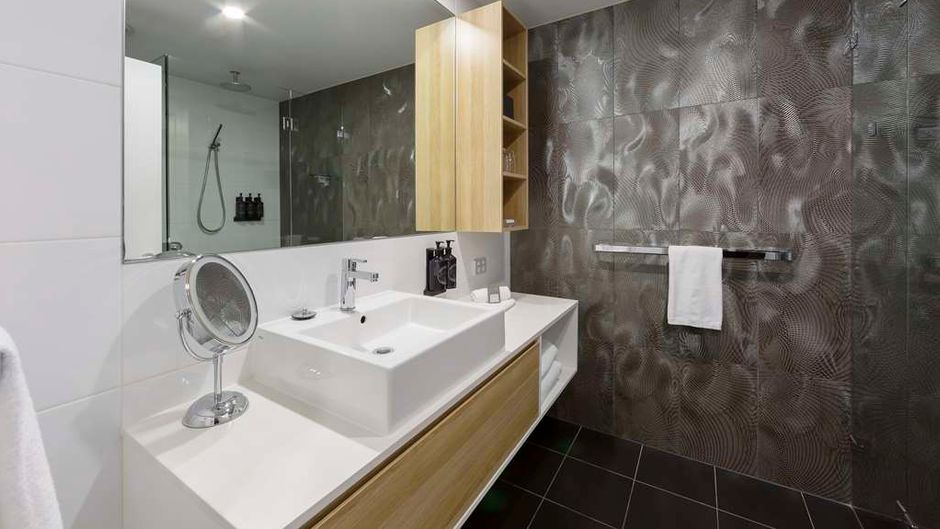 Avenue Hotel Canberra Room