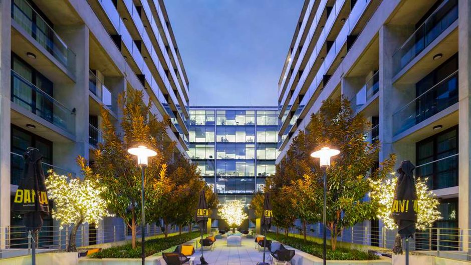 Avenue Hotel Canberra Exterior