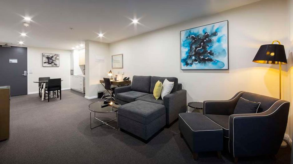 Avenue Hotel Canberra Suite