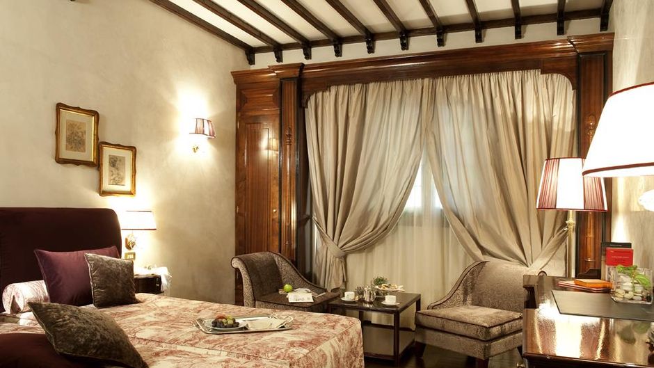 Grand Hotel Baglioni Room