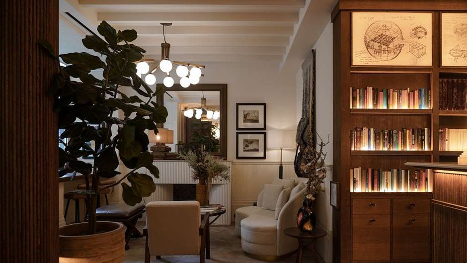 Hotel Pulitzer Paris Lobby