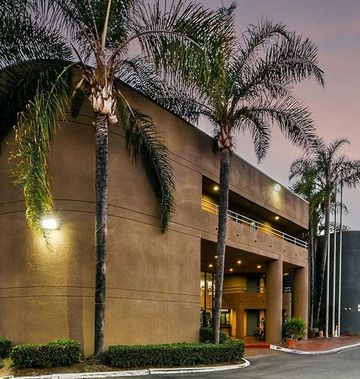 Travelodge Commerce LA Area