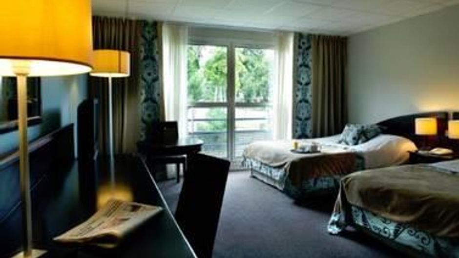 Forges Hotel Room