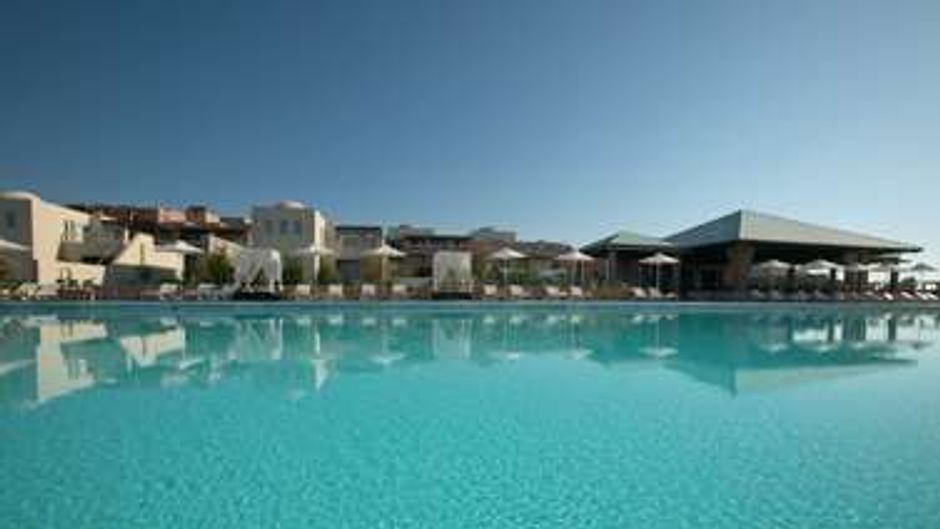 Helona Resort Pool