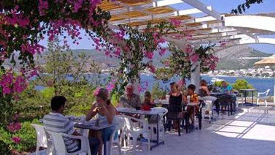 Kavos Bay Seafront Hotel Exterior