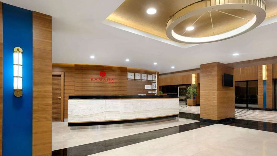 Ramada By Wyndham Elazig Lobby