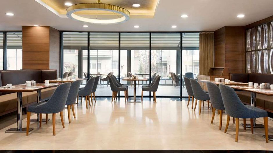 Ramada By Wyndham Elazig Restaurant