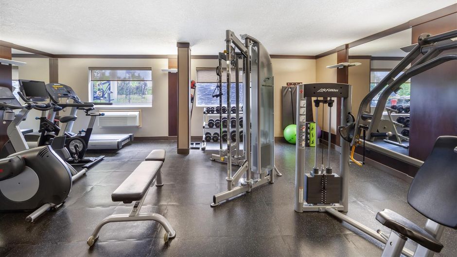 Best Western Plus Edmonton Airport Health