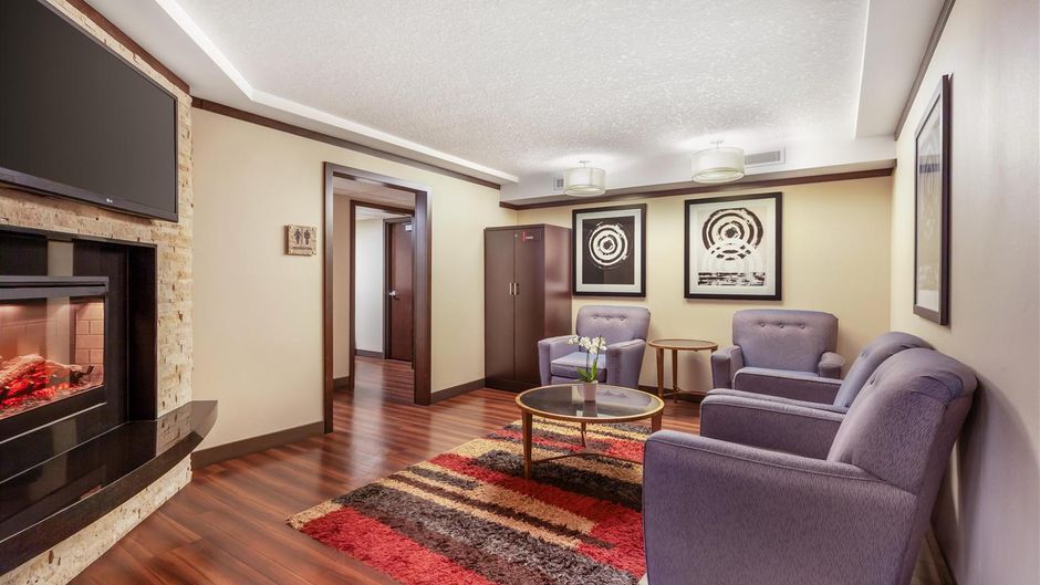 Best Western Plus Edmonton Airport Meeting