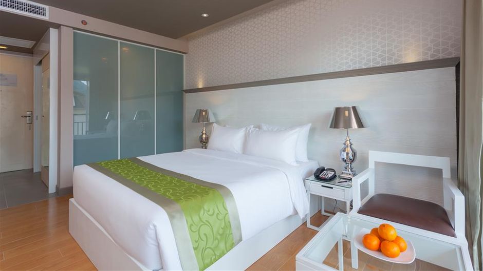 Best Western Patong Beach Room