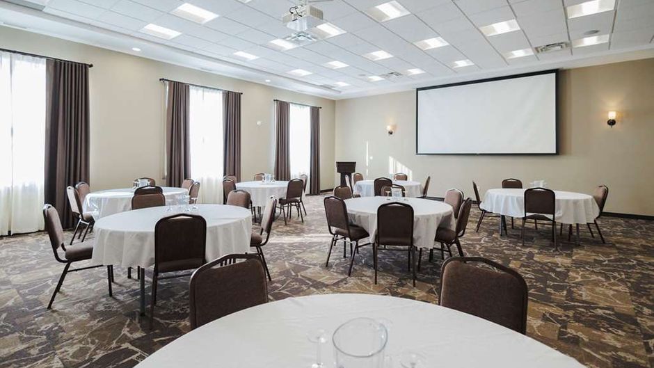 Best Western Plus Lacombe Inn & Suites Meeting