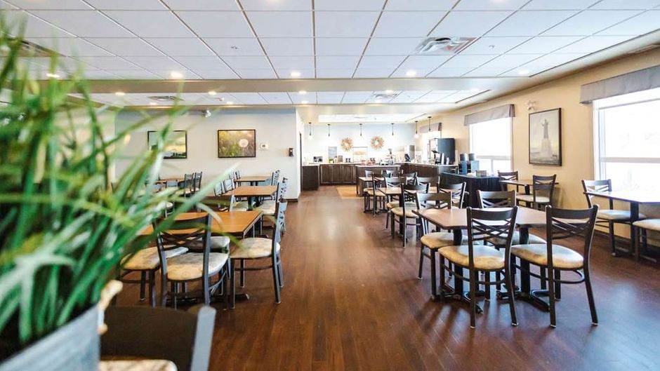 Best Western Plus Lacombe Inn & Suites Restaurant