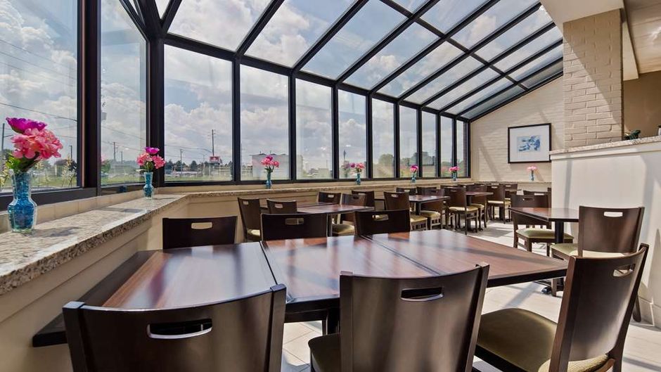 Best Western London Airport Inn Restaurant