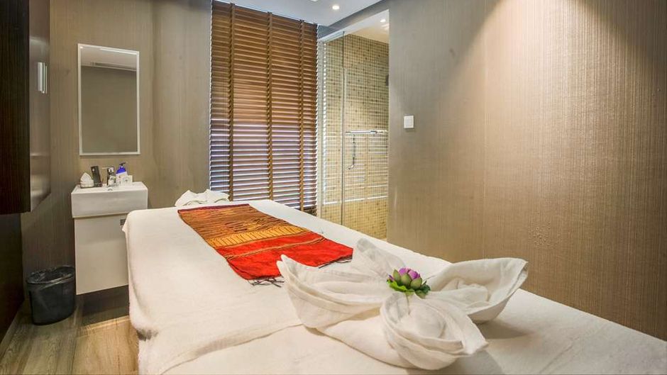 Best Western Plus Maple Leaf Spa