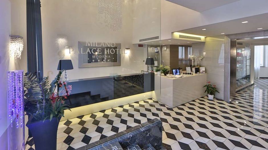 Best Western Premier Milano Palace Hotel Lobby