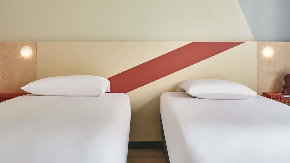 Ibis Budget Paris Porte d'Aubervilliers Exterior