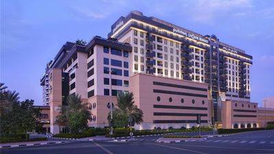 Pullman Dubai Creek City Centre Hotel