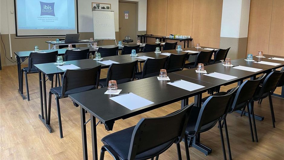 Ibis Budget Pontault Combault Marne la Vallee Meeting