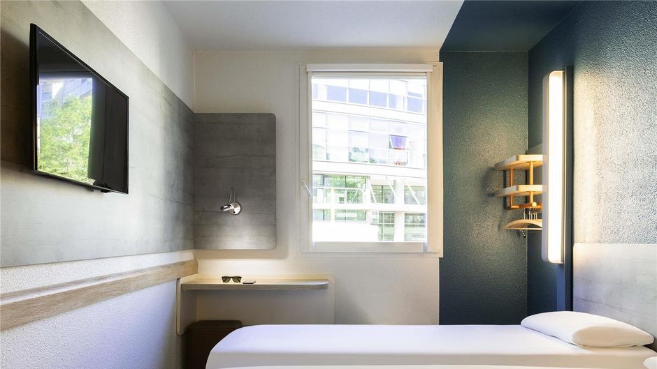 ibis budget Bordeaux Gare Saint Jean Room