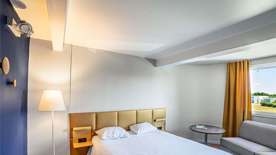 Ibis Budget La Roche Sur Yon Exterior