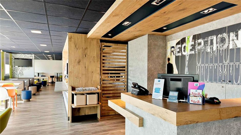 Ibis Budget La Roche Sur Yon Restaurant