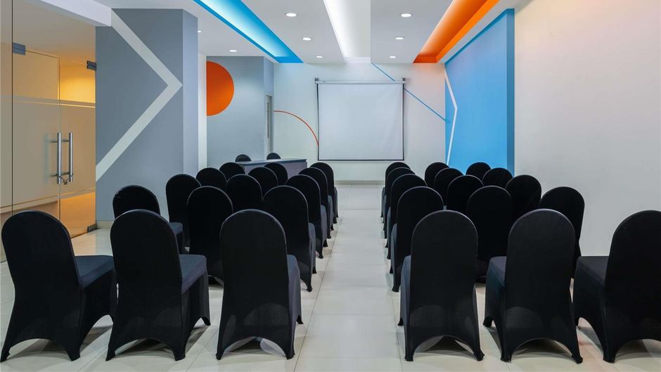 Ibis Budget Jakarta  Cikini Meeting