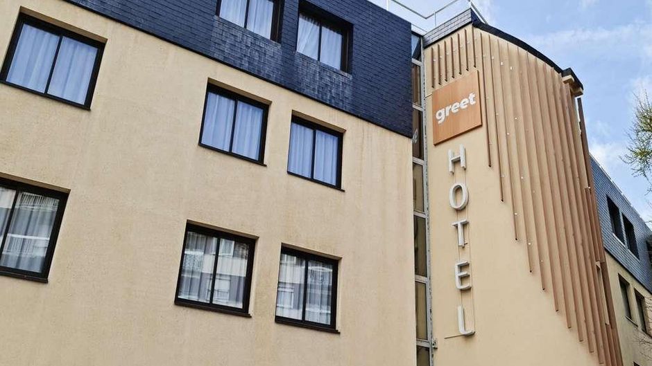 Greet Hotel Evreux Centre Exterior