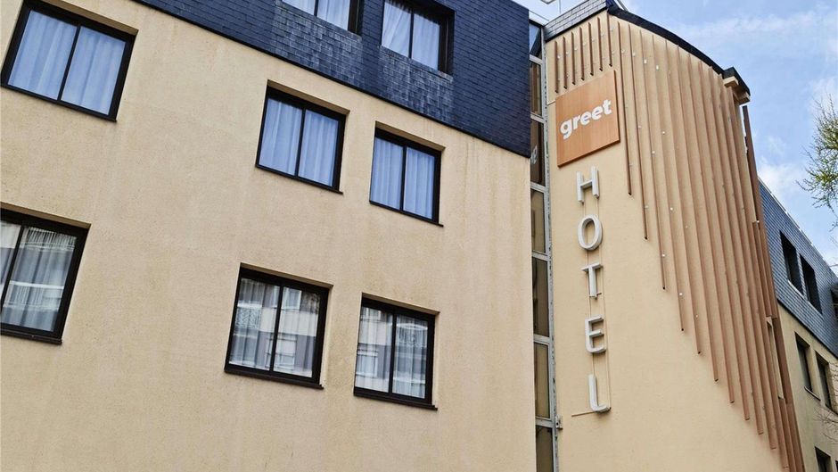 Greet Hotel Evreux Centre Exterior