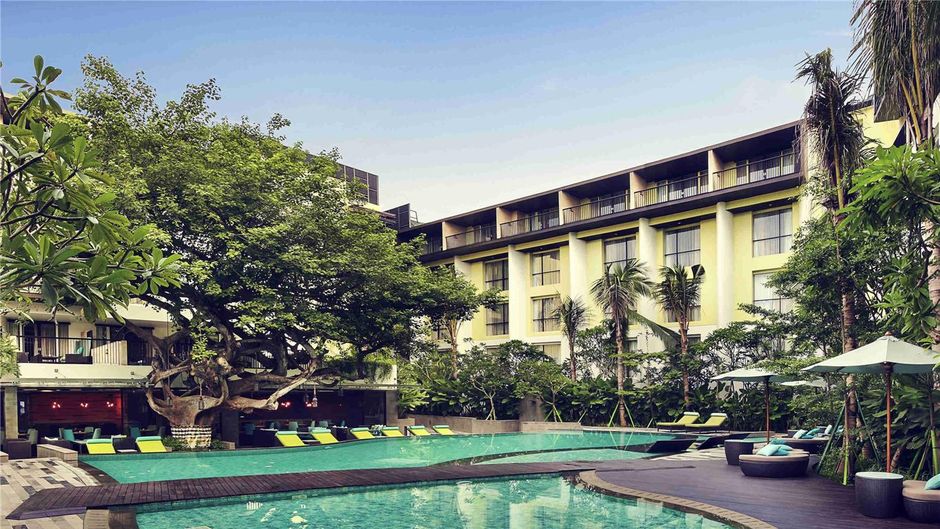 Mercure Bali Legian Pool