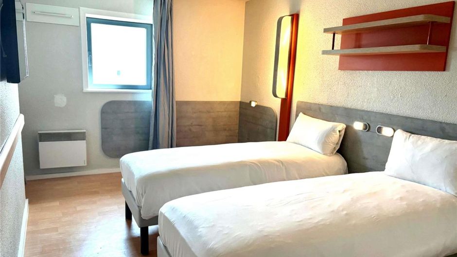 Ibis Styles Valenciennes Petite Foret Room