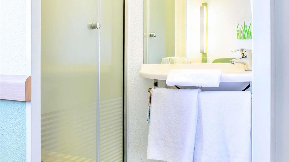 Ibis Styles Valenciennes Petite Foret Room