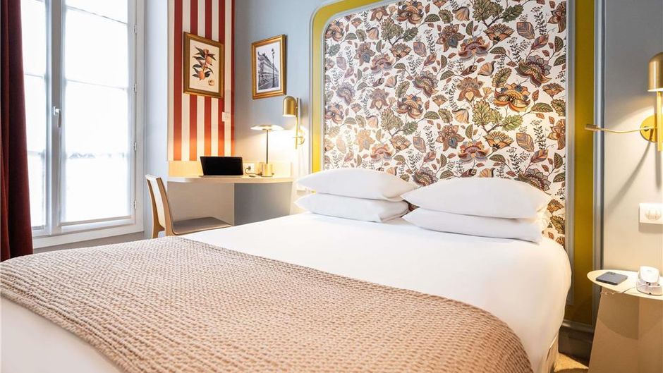 Mercure Notre Dame St Germain des Pres Room
