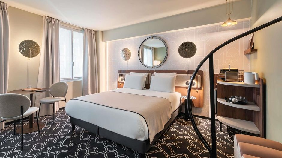 Mercure Paris Opera Grands Boulevard Htl Room