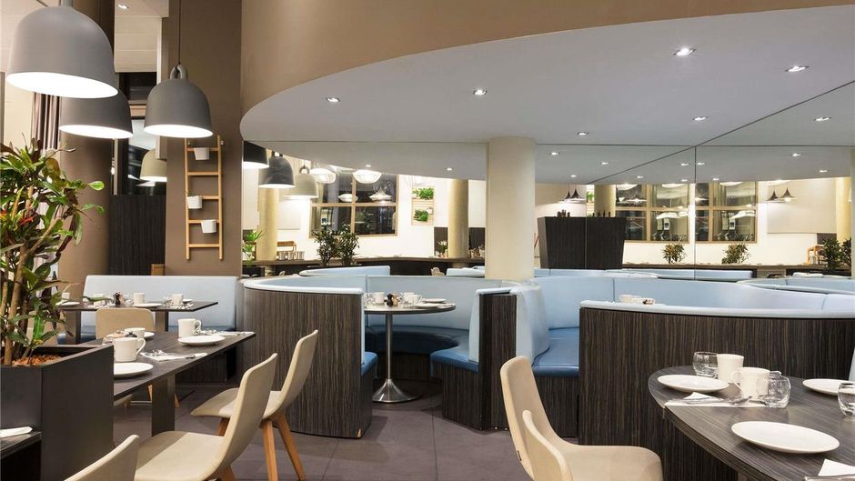 Novotel Paris Stade Basilique Restaurant