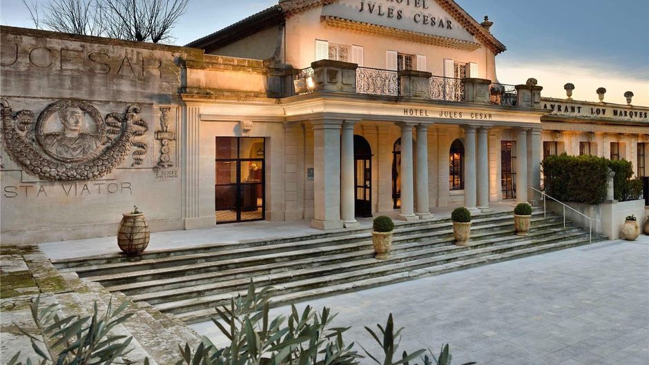 Hotel Jules Cesar Exterior