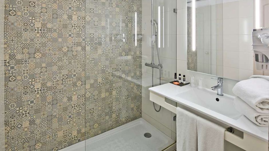 Golden Tulip Porto Gaia Room