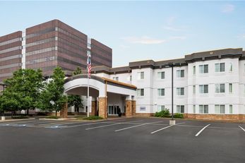 Homewood Suites by Hilton
