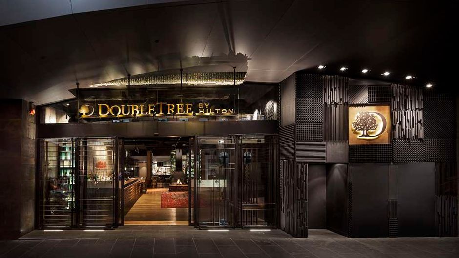 DoubleTree by Hilton, Flinders Street Exterior