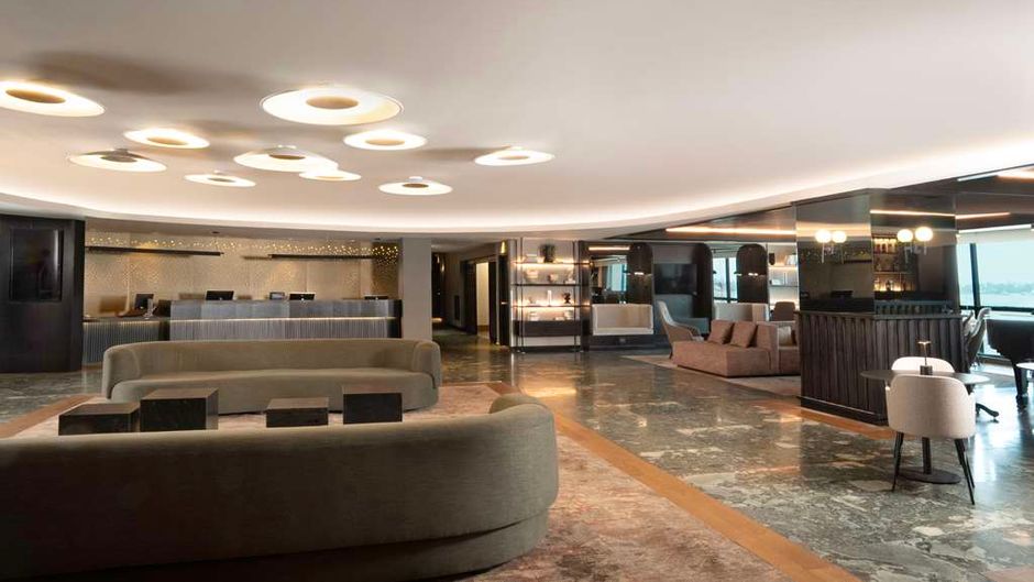 Hilton Mexico City Airport Lobby