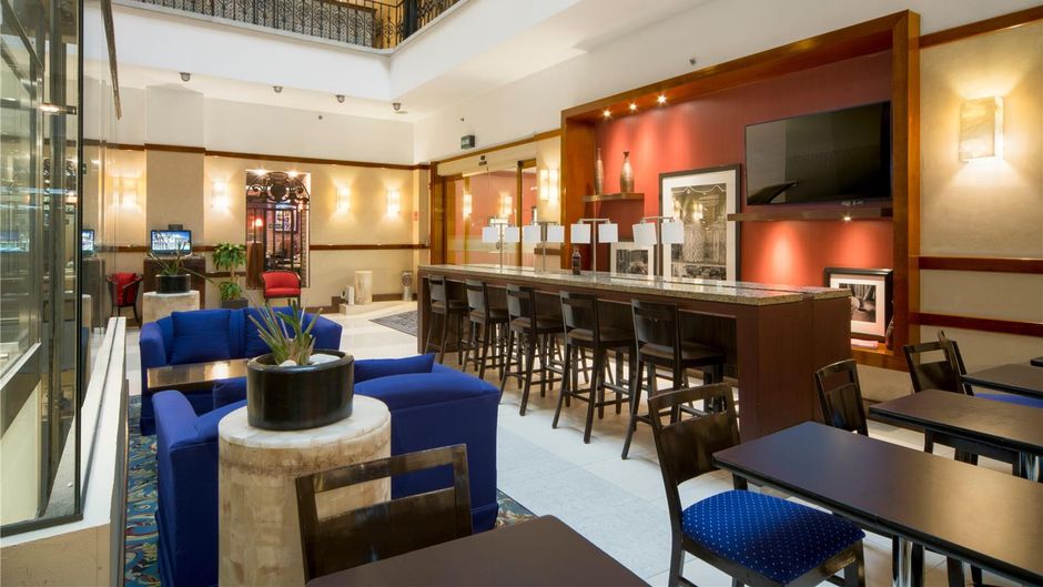 Hampton Inn & Suites Centro Historico Lobby