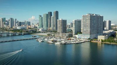 Doubletree by Hilton Grand Biscayne Bay