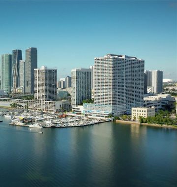 Doubletree by Hilton Grand Biscayne Bay