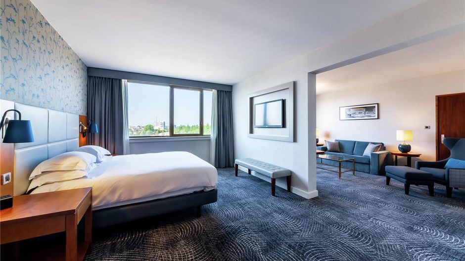 Hilton Strasbourg Room
