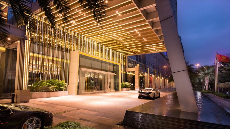 Hilton Shenzhen Futian Exterior