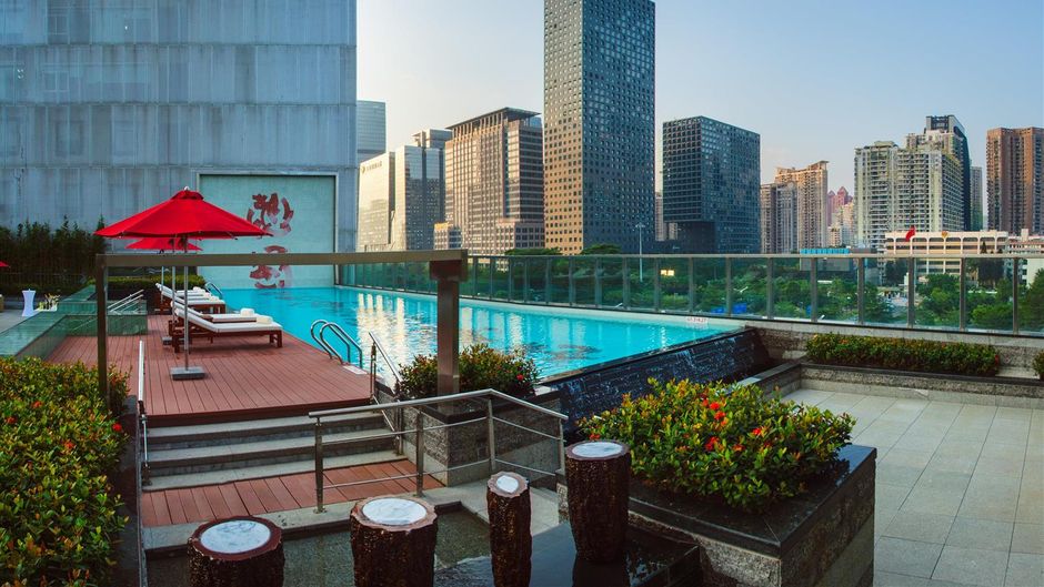 Hilton Shenzhen Futian Pool