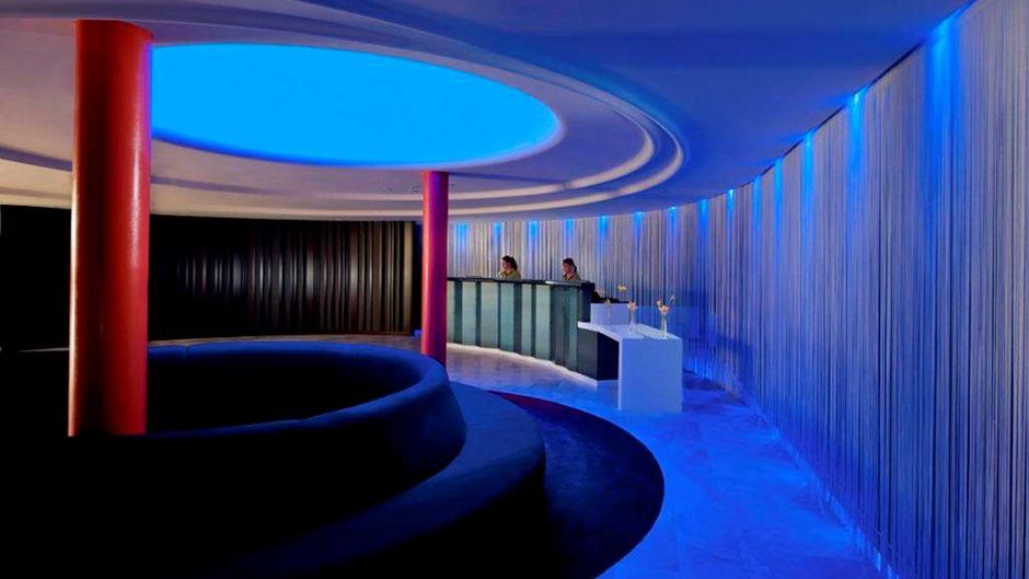 DoubleTree by Hilton Hotel Queenstown Lobby